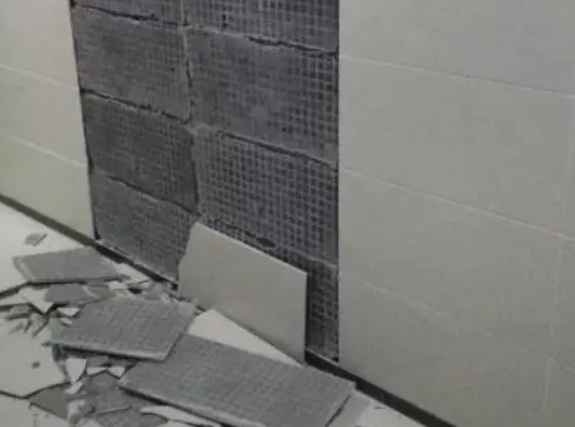 南湖瓷砖空鼓维修公司分享下南湖墙砖松动维修的知识